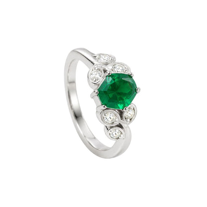 Green Emerald Diamond Ring